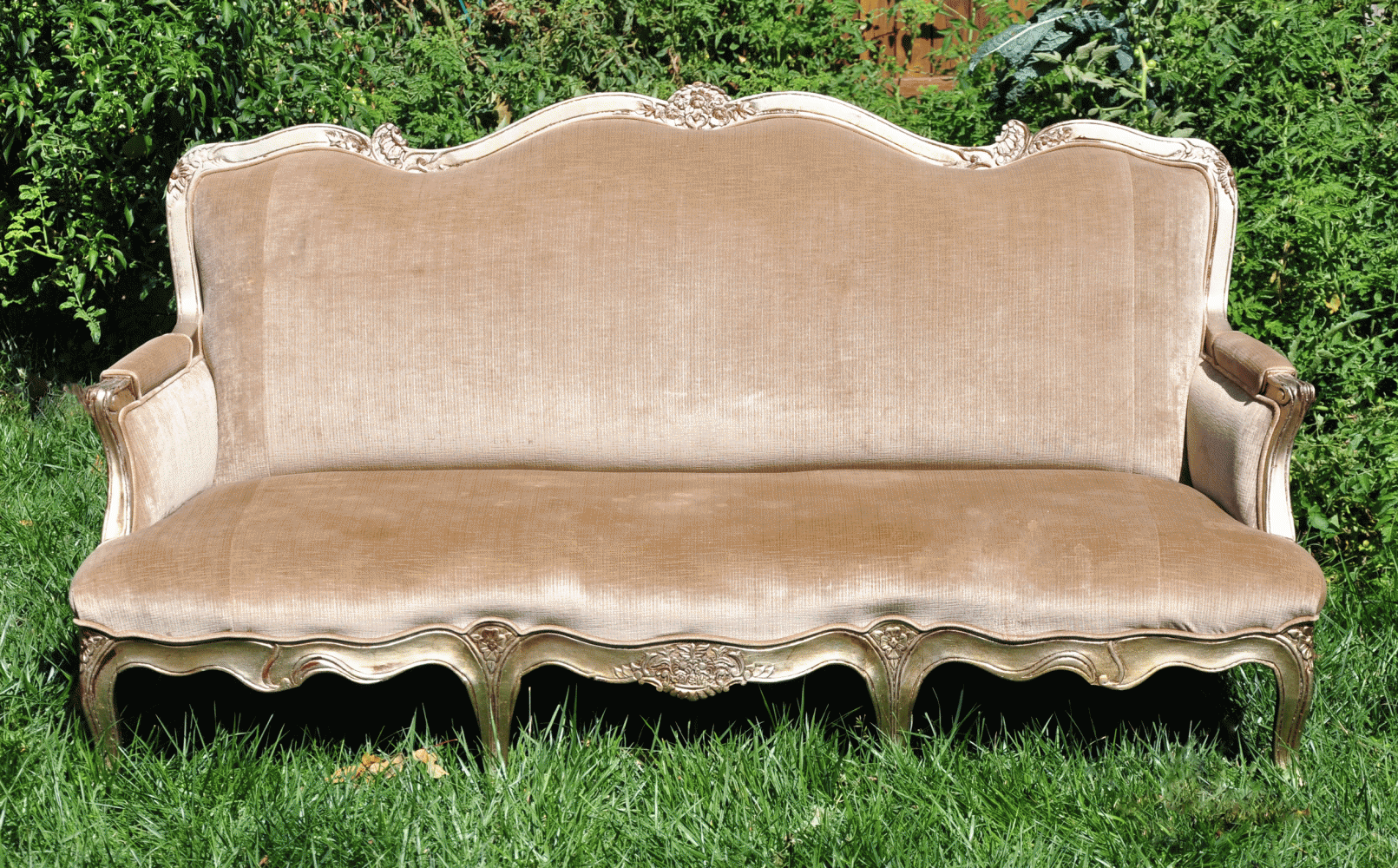 Victorian Sofa Beige Something Vintage Rentals
