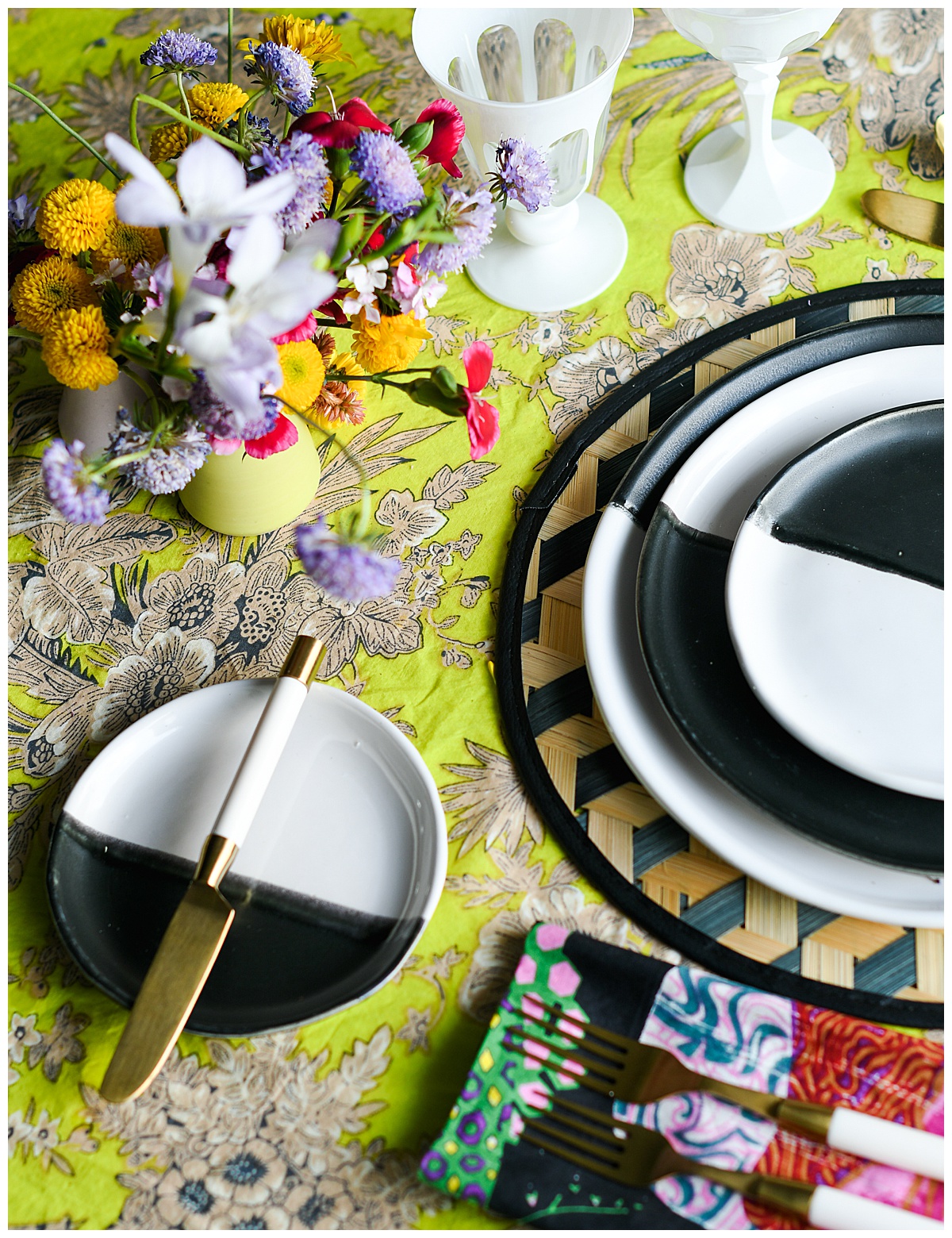 bright_and_colorful_shippable_wedding_and_event_rentals_available_nationwide_0452.jpg