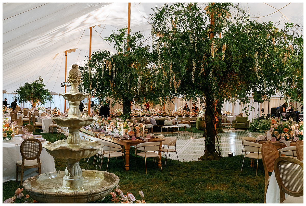 How To Transform Your Reception Tent into an Enchanted Garden ||  Inspiration from a Summer Wedding at Winterthur Museum, Garden \u0026 Library -  Something Vintage, image size:1200x807