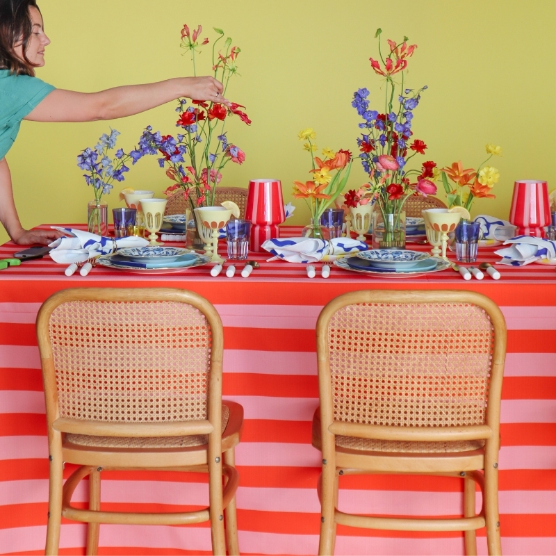 shop-linens-red